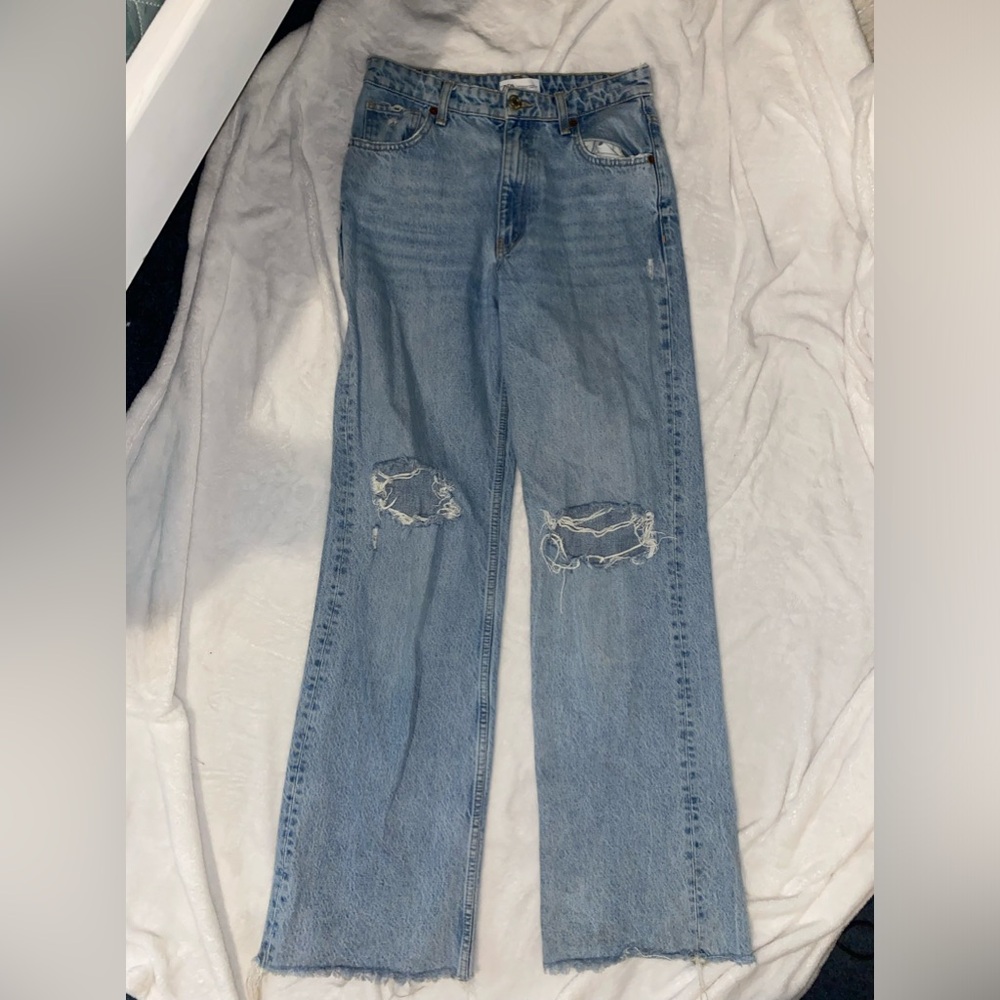 Zara Mid Wash Ripped Straight Jeans Size 6